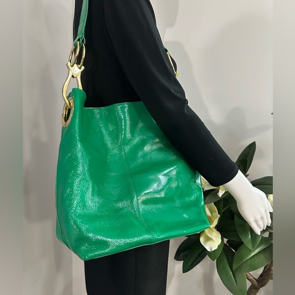 💚JPK Paris 75 Vibrant Green Hobo Bag with Gold Chunky Hardware 💚 - Picture 1 of 16